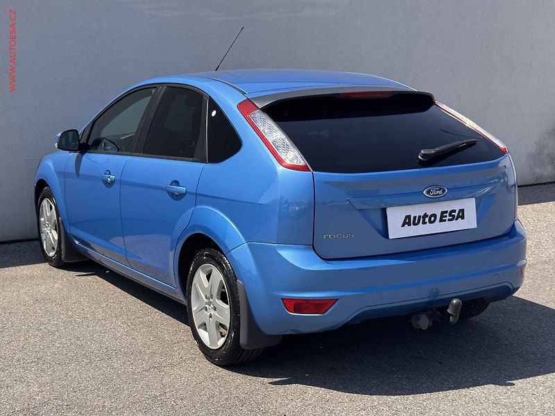 Ford Focus (2008) 1.6i, 2.maj,ČR, AC - fotka 4 z 12