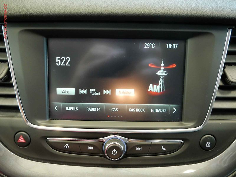 Opel Grandland X (2021) 1.2T, ČR, AC, tempo - fotka 17 z 21