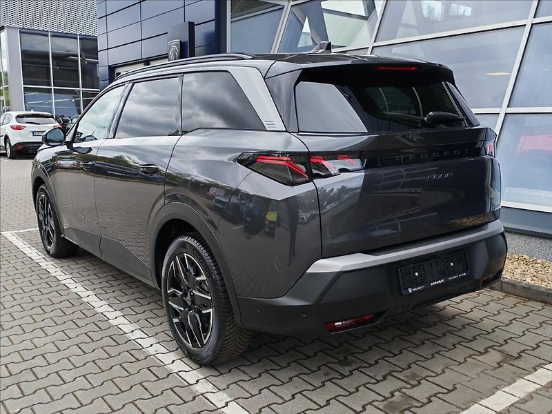 Peugeot 5008 (2026) 1,2 5008 GT Hybrid 145 e_DCS6 - fotka 12 z 17