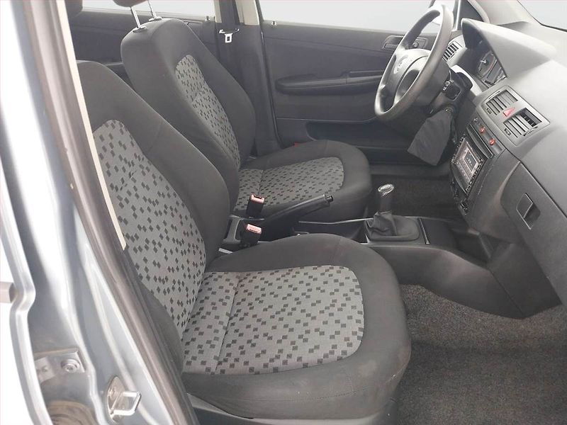 Škoda Fabia (2006) Ambiente 1.2 12V, Serv.kniha - fotka 9 z 13