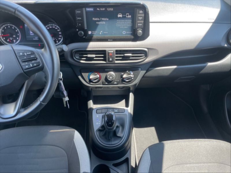 Hyundai i10 1,0 i Smart AT 5d - fotka 9 z 10