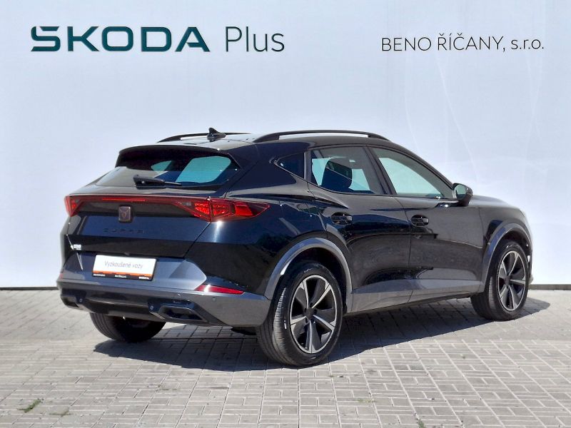 Cupra Formentor (2022) DSG 1,5TSi 110kW - fotka 2 z 35