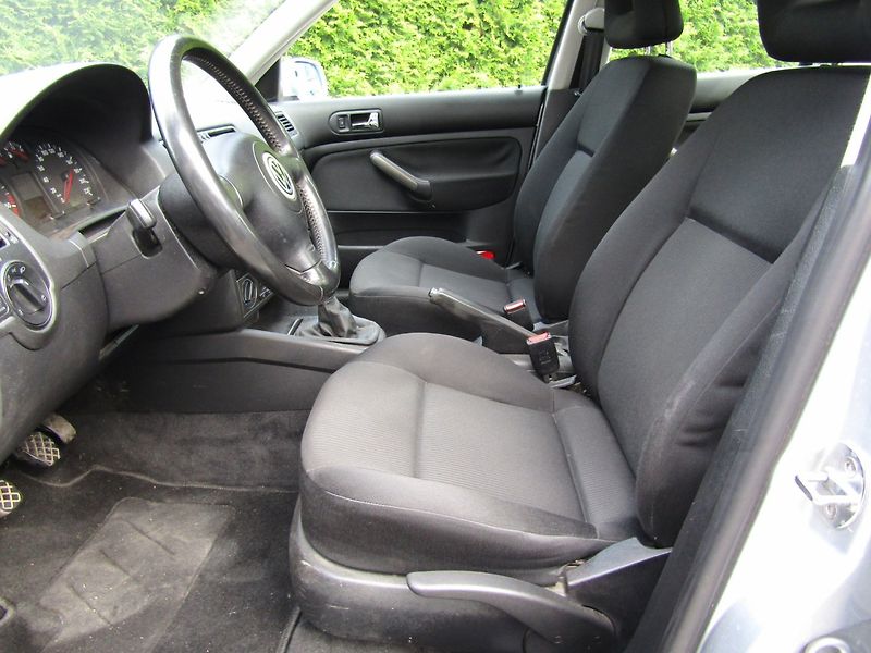 Volkswagen Bora (2000) 1.9 TDI 66kW  BEZ KOROZE - fotka 19 z 33