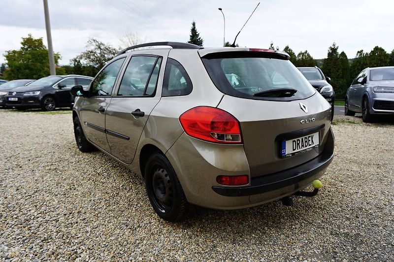 Renault Clio (2009) 1,2 16V 55 kW - fotka 6 z 33
