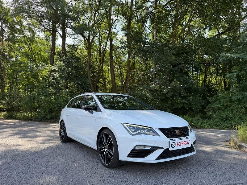 Seat Leon (2019) - fotka 3 z 28