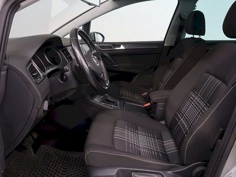 Volkswagen Golf Sportsvan (2016) COMFORTLINE 1.4TSI 92KW DSG - fotka 12 z 36