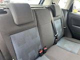 Ford Fiesta 1.3i 51Kw ČR TAŽNÉ KLIMA - náhled 24