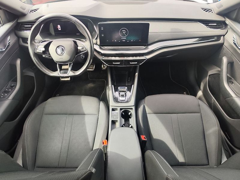 Škoda Octavia 1.5 TSI/110kW e-TEC Style DSG - fotka 14 z 37