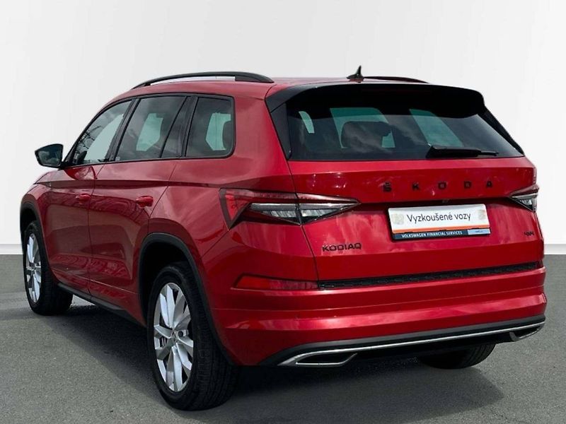 Škoda Kodiaq (2023) 2.0 TSI Sportline 4x4 - fotka 8 z 20