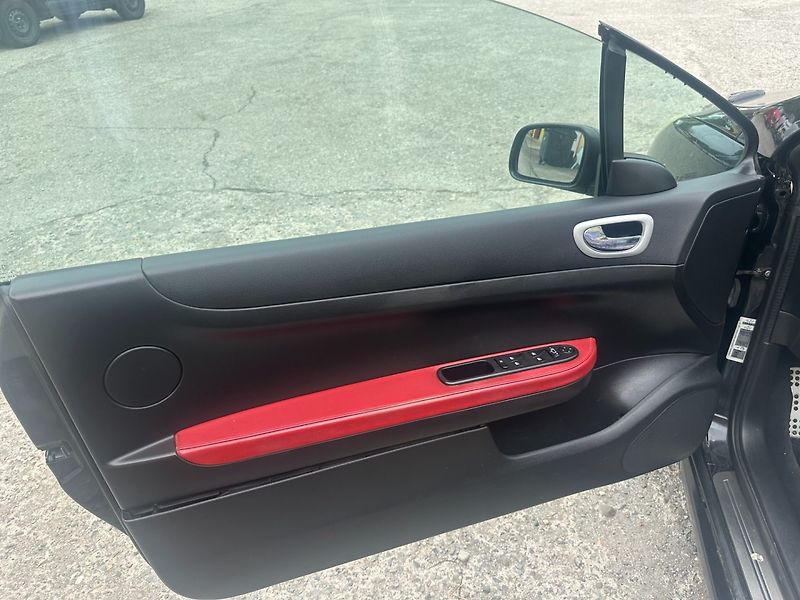 Peugeot 307 2.0HDi Kabriolet/Tempomat/Navi - fotka 18 z 31