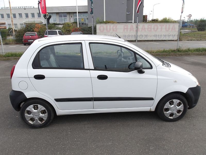 Chevrolet Spark 0,8 i 387kW najeto 46 000km ČR - fotka 4 z 22