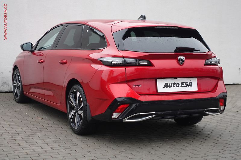 Peugeot 308 (2022) 1.2PT, ČR, Allure, LED - fotka 6 z 21