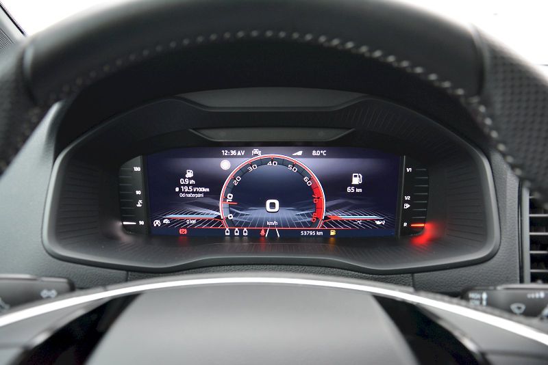 Škoda Karoq (2023) 1.5 TSI 110 KW SPORT LINE - fotka 7 z 25