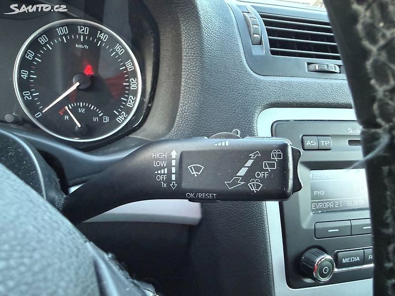 Škoda Octavia 2.0 TDI 103kW - fotka 17 z 26
