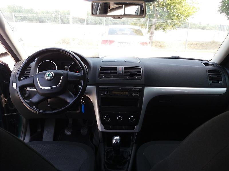 Škoda Yeti 1.2TSi,77kW,ESP,KLIMA,TAŽNY!! - fotka 9 z 20