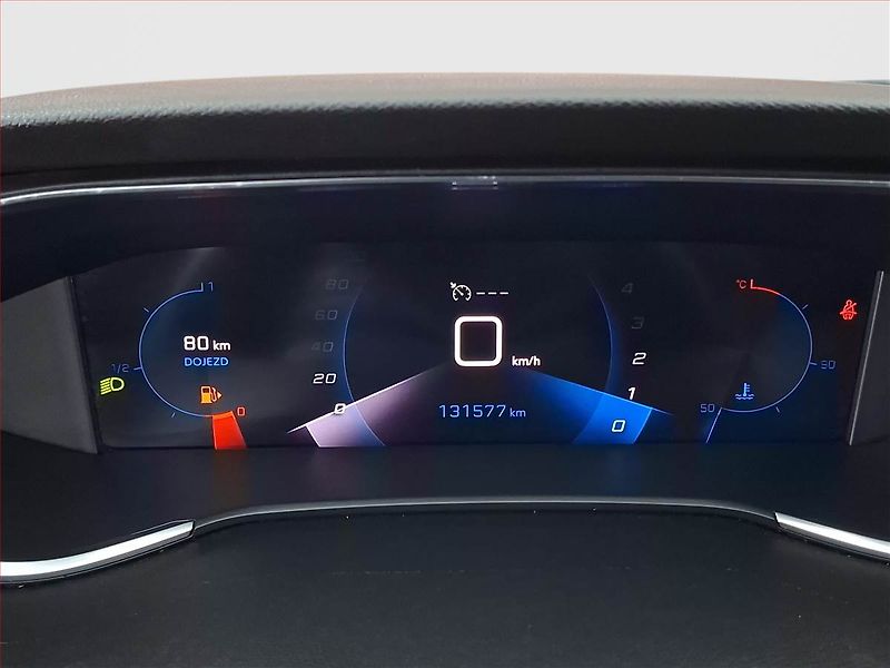 Peugeot 308 (2021) 1.5 BlueHDi, Tempomat - fotka 11 z 19