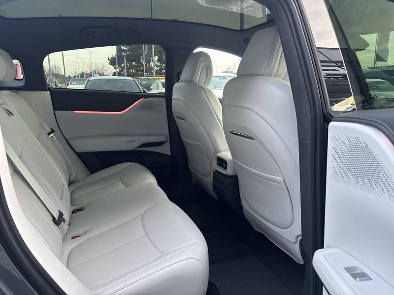 Xpeng G6 (2026) AWD Performance - fotka 9 z 15