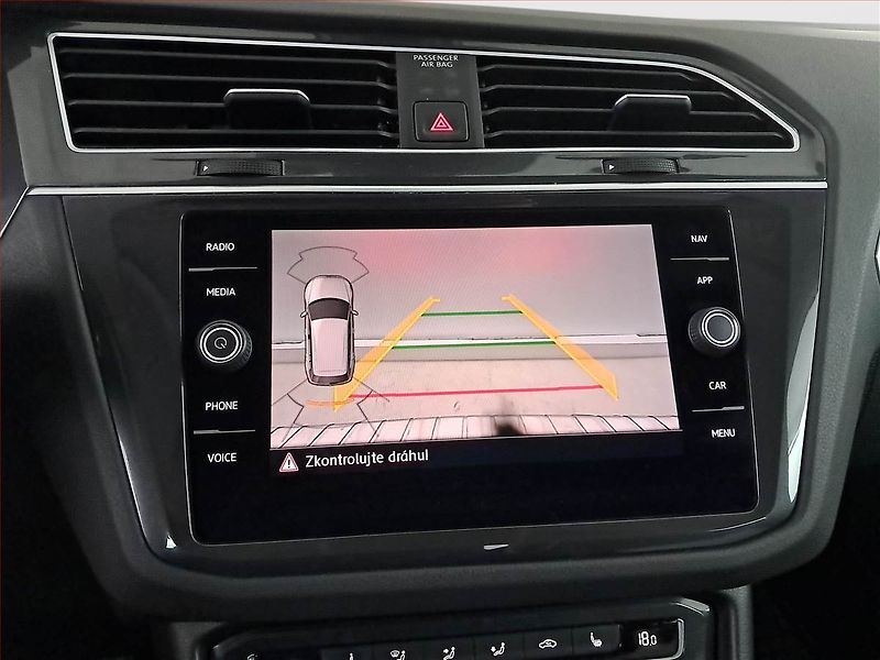 Volkswagen Tiguan (2019) 2.0 TDI - fotka 19 z 22