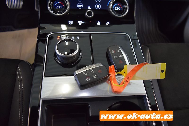 Land Rover Range Rover Velar R-DYNAMIC AWD 2021-DPH - fotka 41 z 62