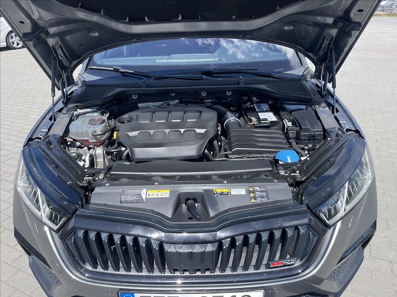 Škoda Octavia 2,0 TSi 180kw RS DSG Style Plu - fotka 30 z 39