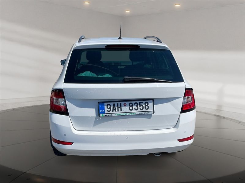 Škoda Fabia 1,0 TSI 70 Ambition - fotka 5 z 11