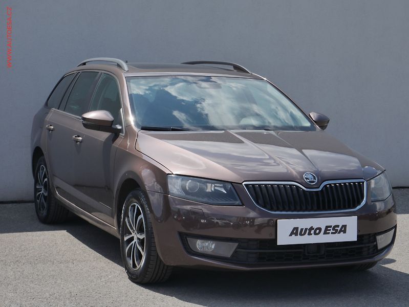 Škoda Octavia (2014) 2.0TDi 4x4, ČR, Elegance - fotografie inzerátu