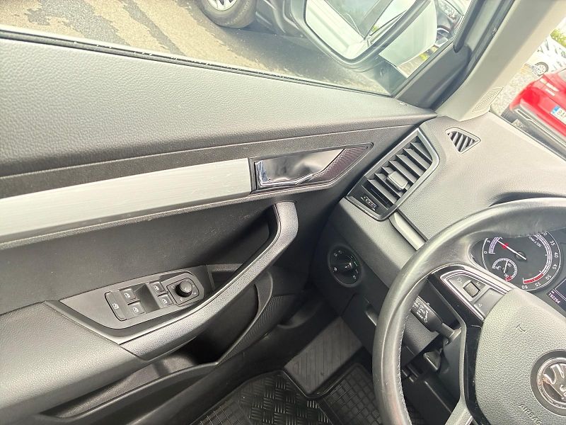 Škoda Karoq (2020) AMBITION 2.0TDI 110kW TAŽNÉ CZ - fotka 11 z 11