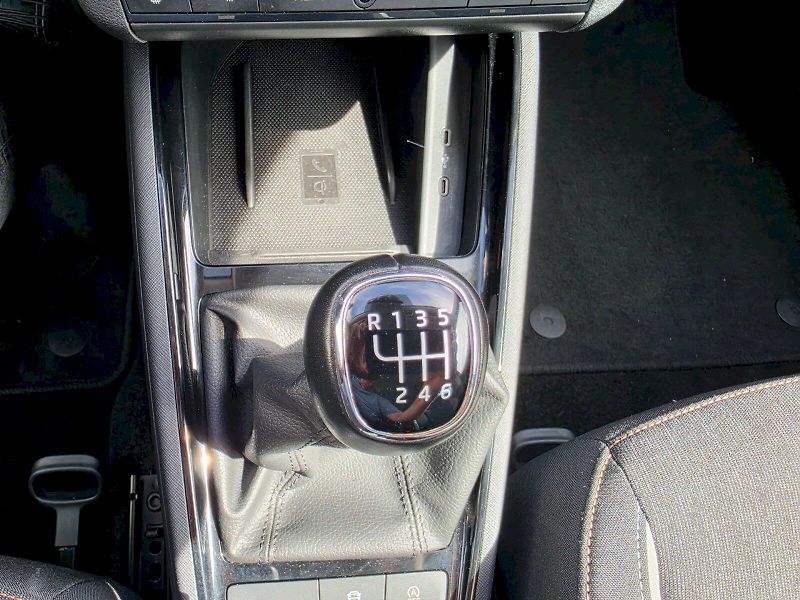 Škoda Scala (2023) 1,0TSI 81KW STYLE - fotka 17 z 34