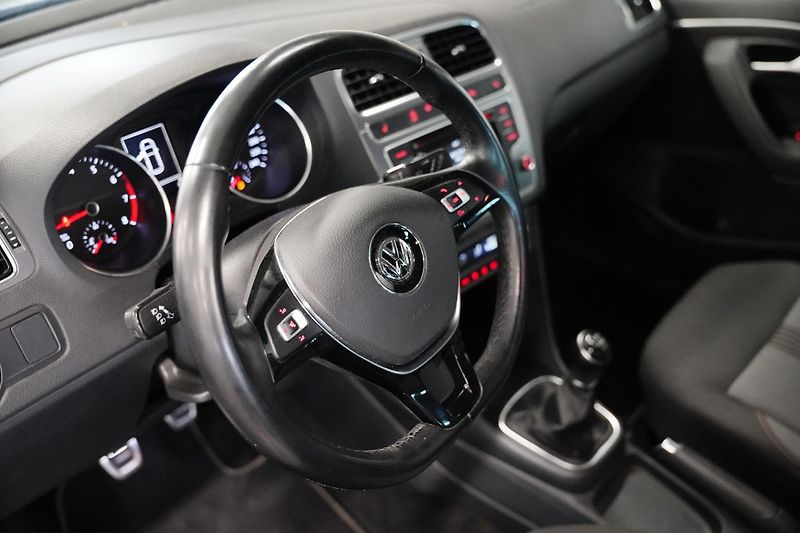 Volkswagen Polo - fotka 14 z 27