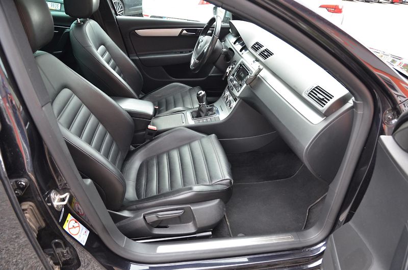 Volkswagen Passat (2012) Alltrack 2.0 TDi 4x4 PANORAMA - fotka 12 z 43