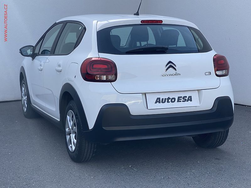 Citroën C3 (2019) 1.2PT, Navi, AC, park.čidla - fotka 6 z 16