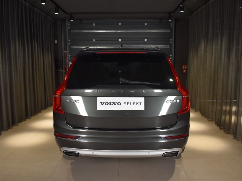 Volvo XC90 2,0 D5 AWD INS, Bowers,vzduch, - fotka 5 z 31