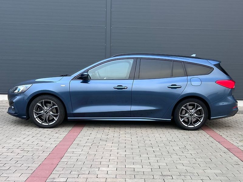 Ford Focus (2021) 1.5 TDCI ST-LINE - fotka 7 z 46