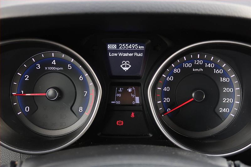 Hyundai i30 (2016) 1.6 MPI, Tempomat - fotka 11 z 17