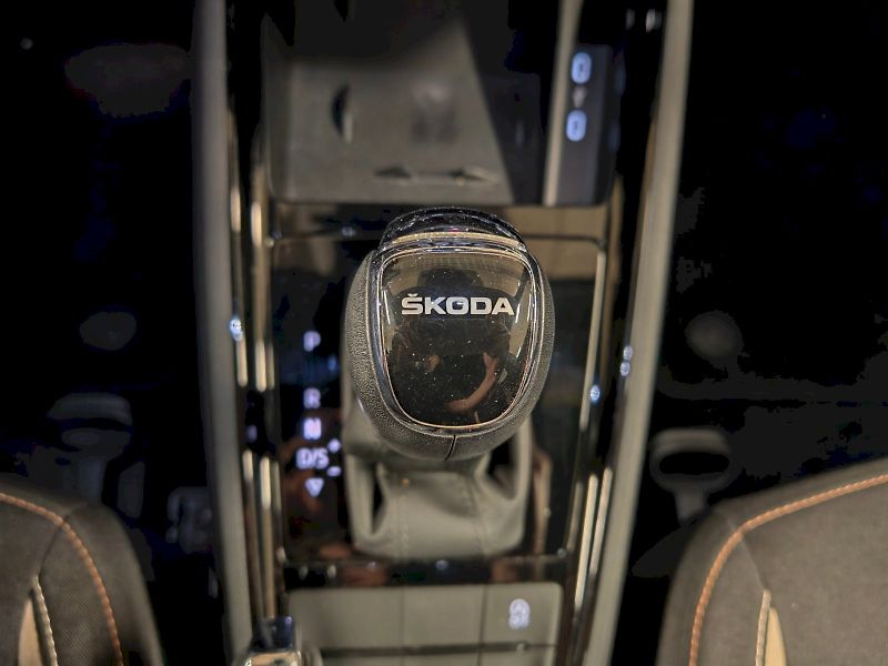 Škoda Scala (2019) 1.5 TSI 110 kW DSG Style - fotka 17 z 29