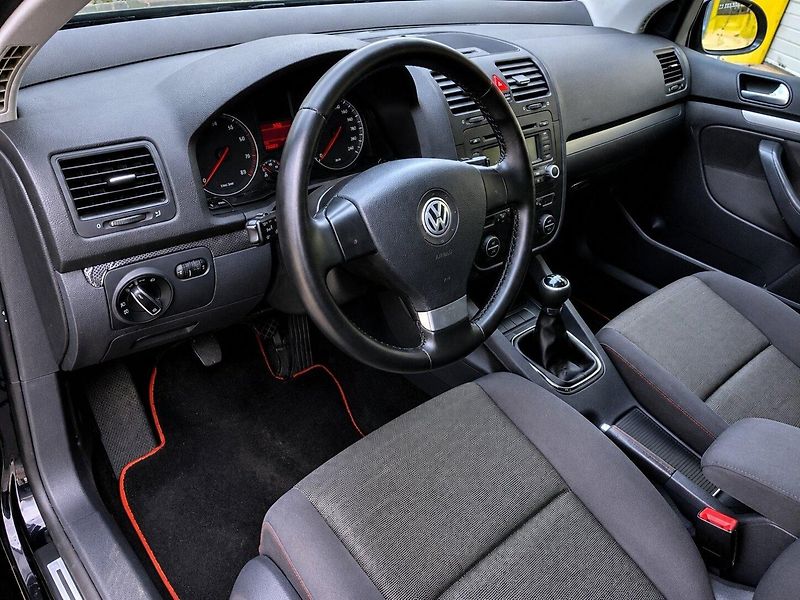 Volkswagen Golf 1,4 16V (55kW)*DIGI KLIMA* - fotka 9 z 15