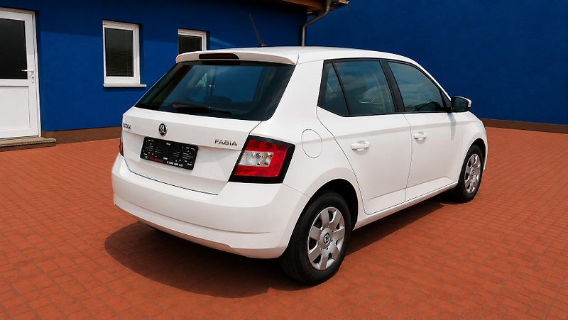 Škoda Fabia (2018) 1.0 MPi  ++ klimatizace ++ - fotka 4 z 26