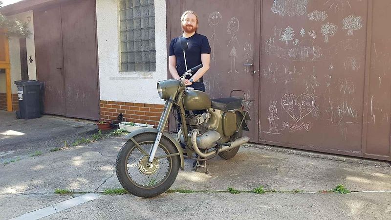 Vojenská Jawa 350