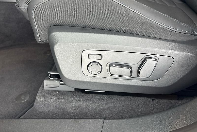 BMW X3 xDrive40d - fotka 18 z 19
