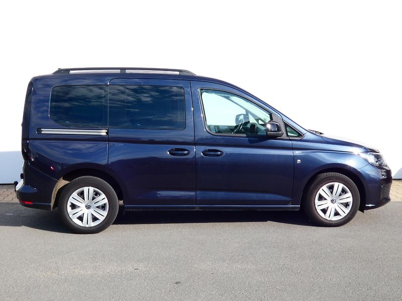 Volkswagen Caddy 2.0 TDI 4MOTION - fotka 3 z 30