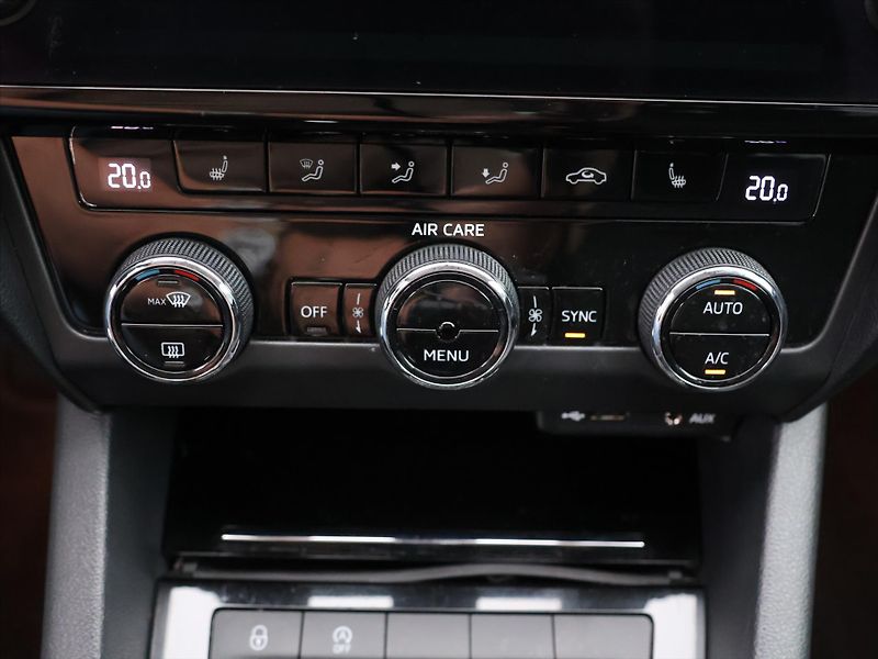 Škoda Octavia 2,0 TDI 110kW Style CZ - fotka 21 z 31