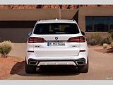 BMW X5.