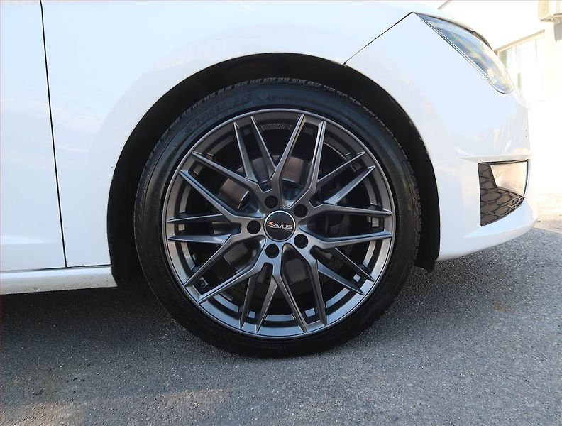 Seat Leon (2014) Sport 2.0 TDI, Navi, Tempomat - fotka 15 z 19