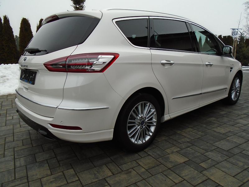 Ford S-MAX 2.0EcoBlue 140kW AWD Vignale A - fotka 4 z 49
