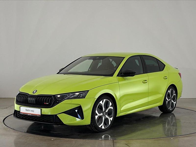 Škoda Octavia RS - fotka 1 z 28