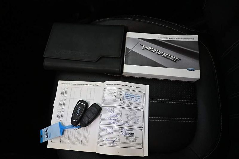 Ford Kuga (2022) 2.0 VIGNALE 4x4 140 KW LED ACC - fotka 40 z 46