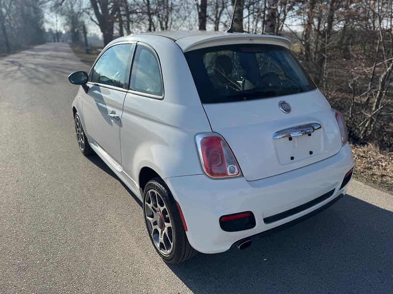 Fiat 500 (2014) 1.4 AUTOMAT.SERVISNÍ KNIHA - fotka 15 z 27