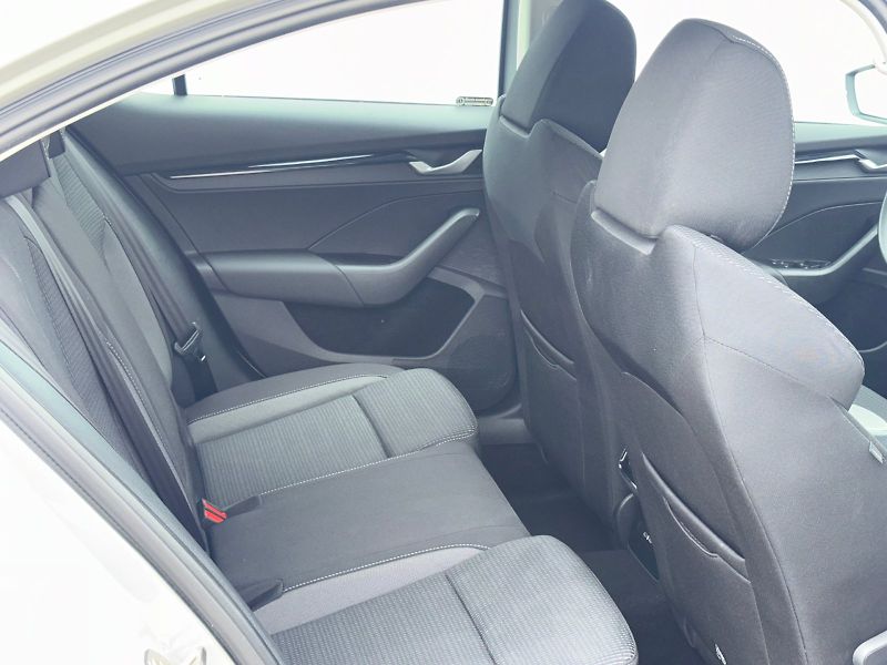 Škoda Octavia (2025) 1.5 TSI / 110 kW / SELECTION - fotka 17 z 30