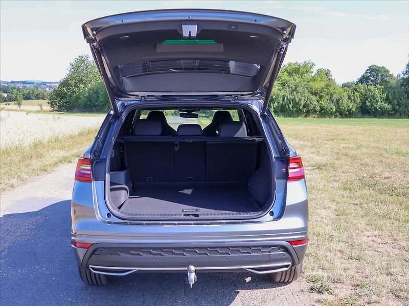 Škoda Kodiaq 2,0 TDI 4x4 DSG Sportline - fotka 9 z 40