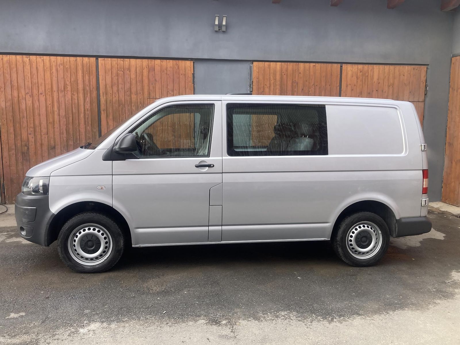 Volkswagen Transporter T5 2.0TDi 4MOTION  5míst  -DPH